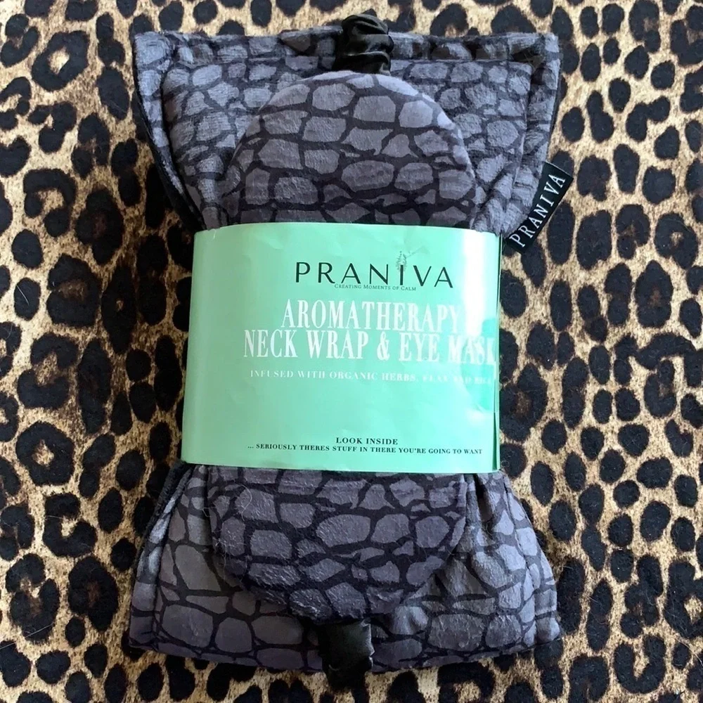 Brand New Praniva Aromatherapy Microwavable Neck Wrap & Weighted Eye Mask